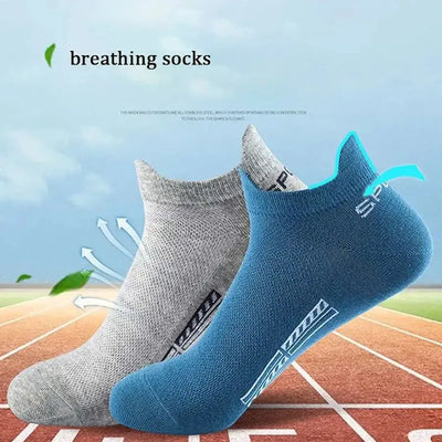 Trendy low cut men’s socks in gray and blue, designed with breathable fabric for ultimate comfort and freshness.
